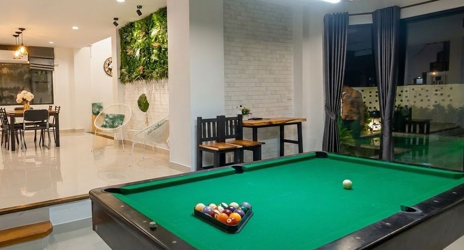 For rent and for sale 4 bedrooms house in Bang Lamung, Chonburi