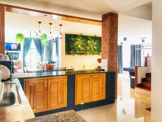 À louer et à vendre 4 chambres maison à Bang Lamung, Chonburi