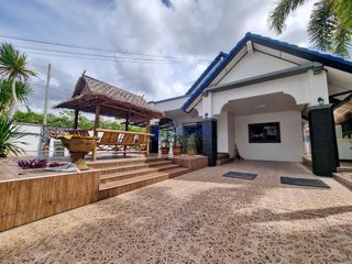 Haus zum Kauf mit 3 Zimmer in Bang Lamung, Chonburi