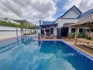 Haus zum Kauf mit 3 Zimmer in Bang Lamung, Chonburi