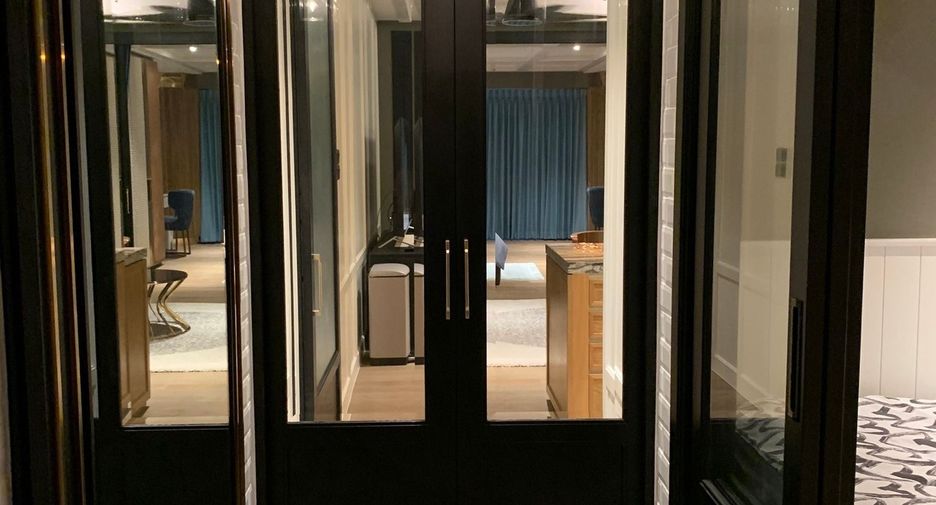 For sale 2 bedrooms condo in Bang Rak, Bangkok