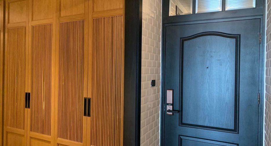 For sale 2 bedrooms condo in Bang Rak, Bangkok