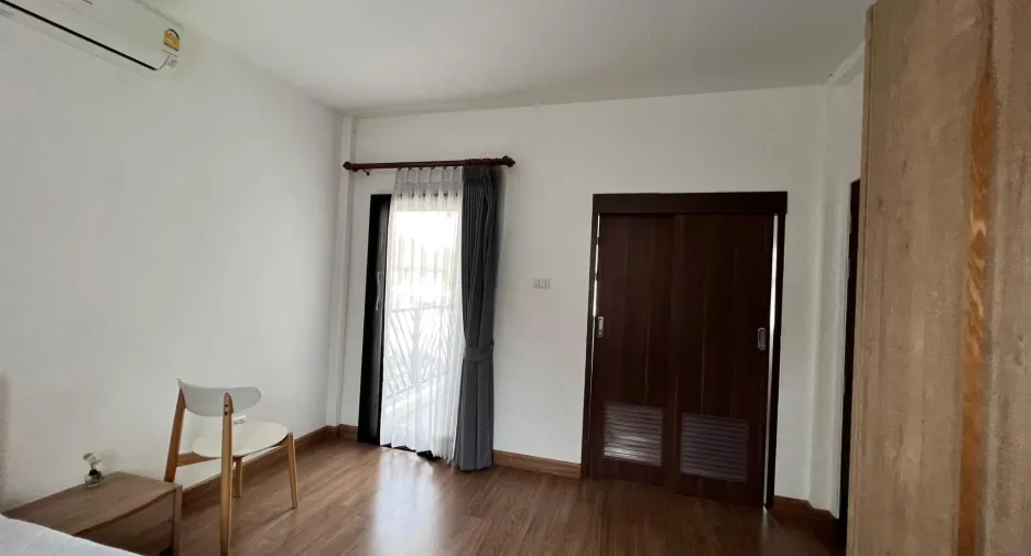 For rent 3 bedrooms house in Mueang Chiang Mai, Chiang Mai