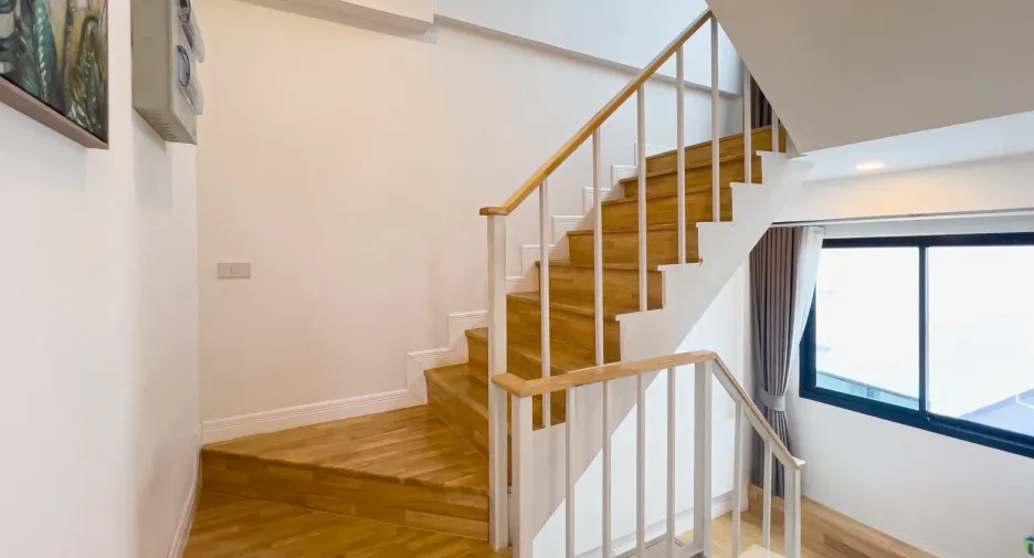 For rent 3 bedrooms townhouse in Pak Kret, Nonthaburi