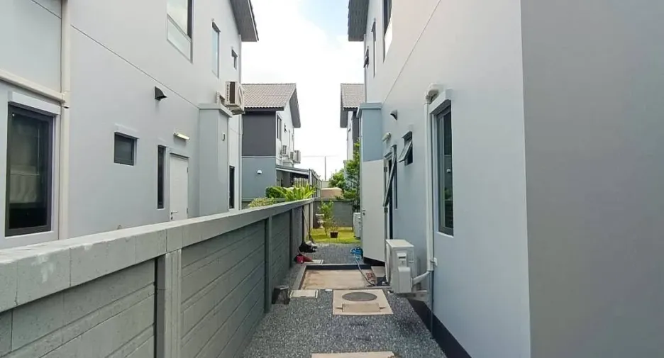 For sale 3 bedrooms house in Bang Bua Thong, Nonthaburi