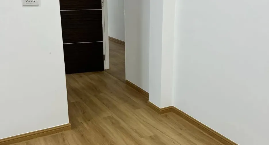 For sale 4 bedrooms house in Mueang Surat Thani, Surat Thani