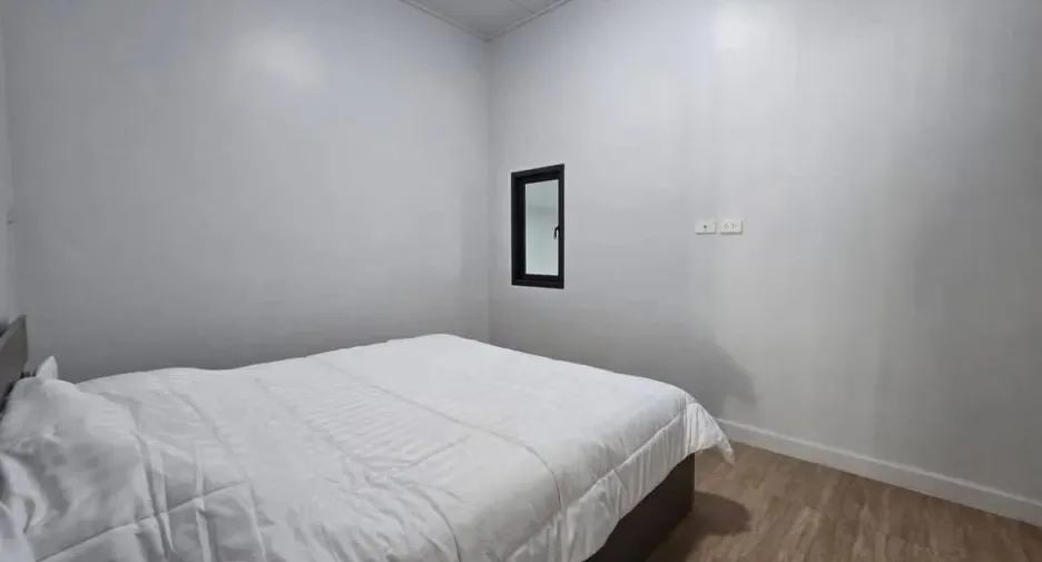 For sale 3 bedrooms house in Mueang Surat Thani, Surat Thani