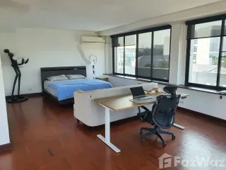 出售 6 卧室 联排别墅 在 Prawet, 曼谷