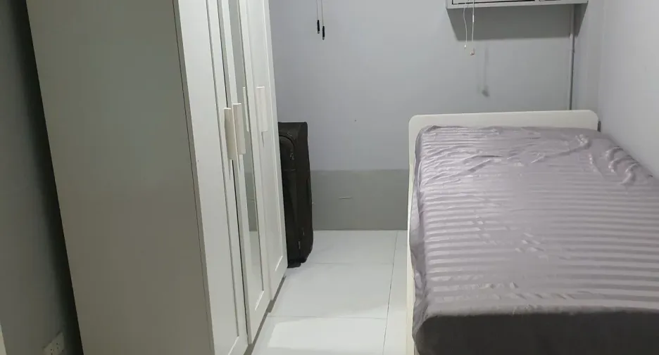 For sale 6 bedrooms townhouse in Prawet, Bangkok