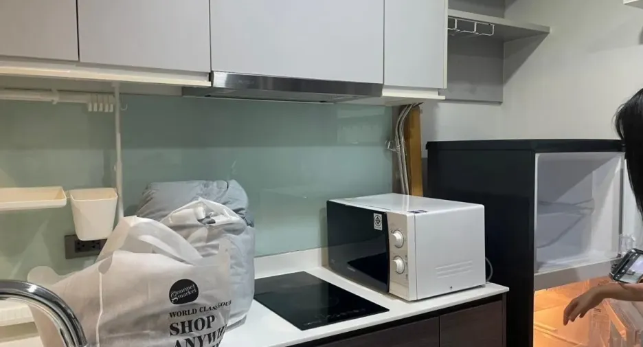 For rent 1 bed condo in Watthana, Bangkok
