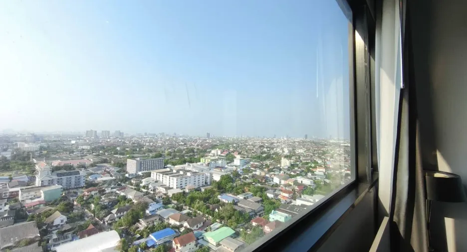 For rent 2 bedrooms condo in Mueang Samut Prakan, Samut Prakan