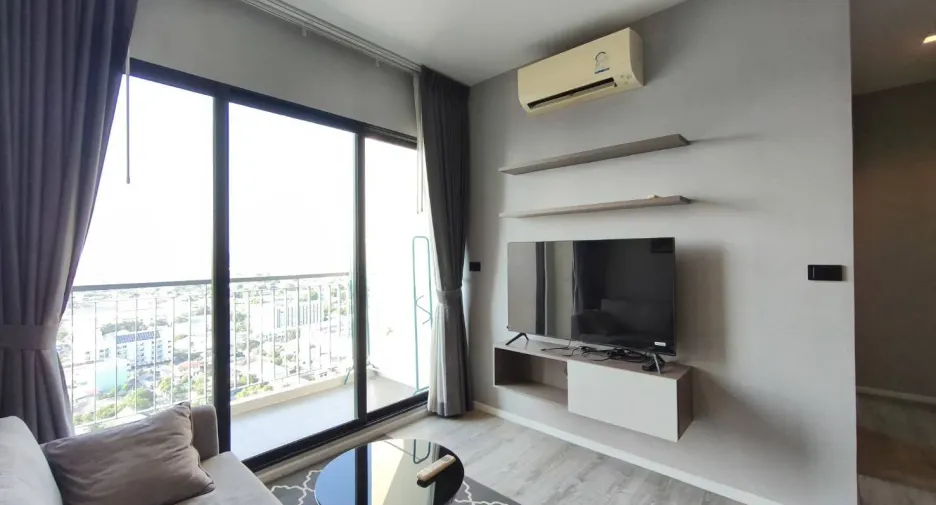 For rent 2 bedrooms condo in Mueang Samut Prakan, Samut Prakan