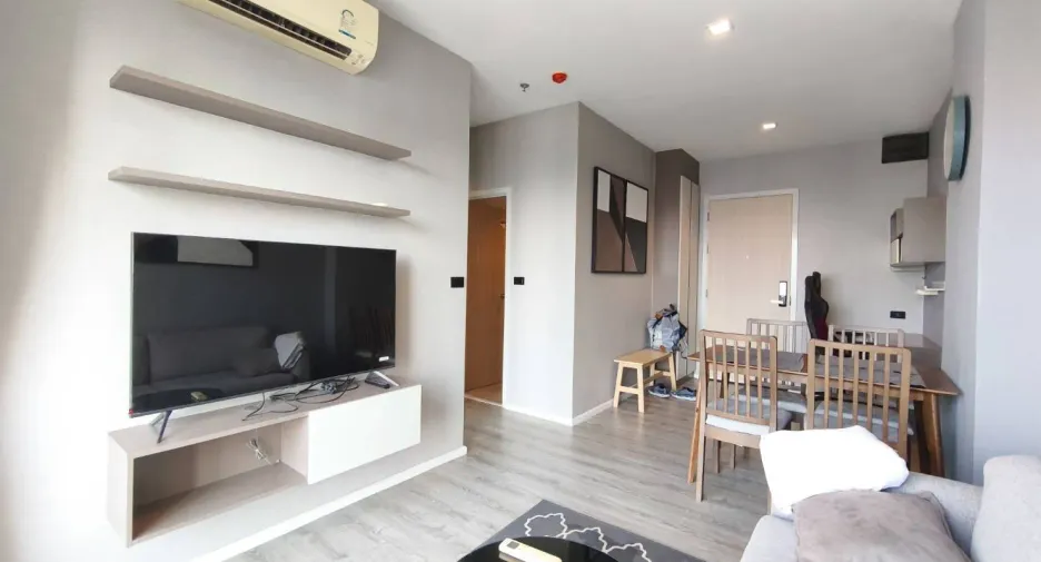 For rent 2 bedrooms condo in Mueang Samut Prakan, Samut Prakan