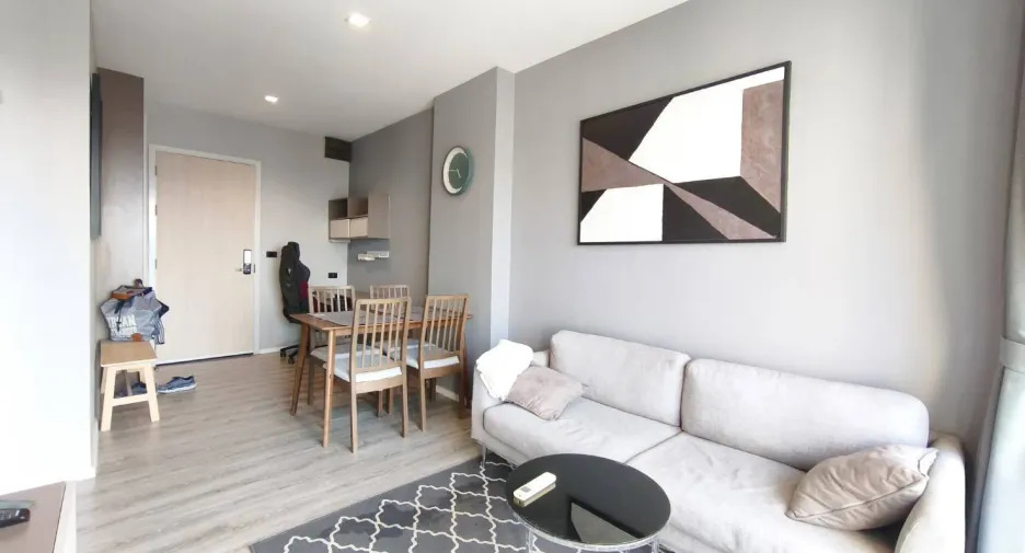 For rent 2 bedrooms condo in Mueang Samut Prakan, Samut Prakan