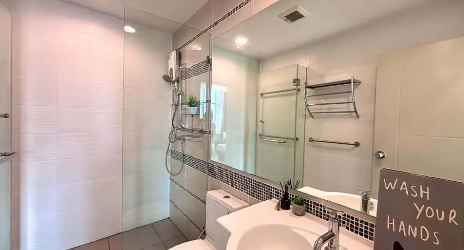 For sale and for rent 1 bed condo in Sathon, Bangkok