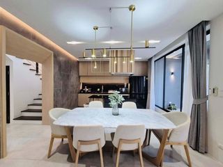 Villa en venta y en alquiler de 3 habitaciones en Thalang, Phuket