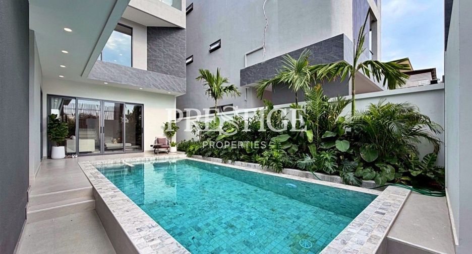 Casa en venta de 6 habitaciones en Sattahip, Chonburi