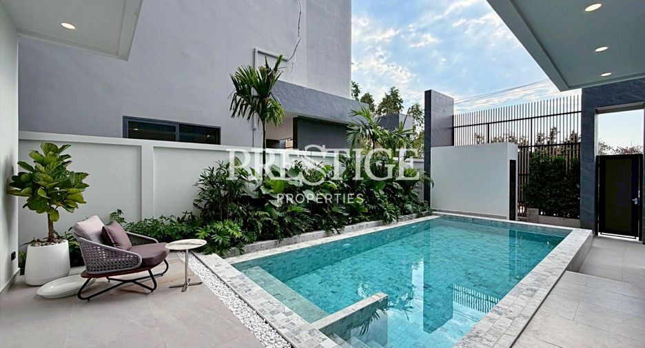 Casa en venta de 6 habitaciones en Sattahip, Chonburi