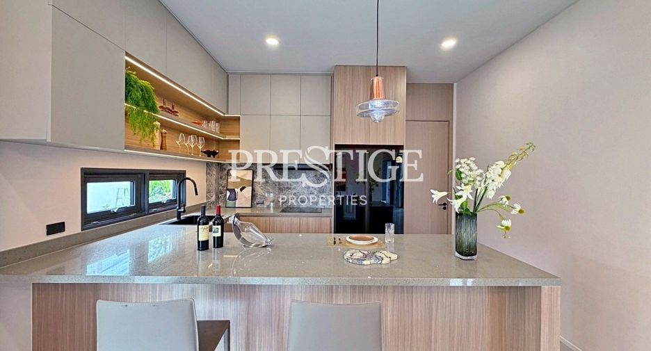Casa en venta de 6 habitaciones en Sattahip, Chonburi