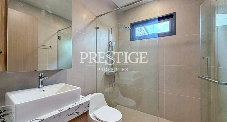 Casa en venta de 6 habitaciones en Sattahip, Chonburi