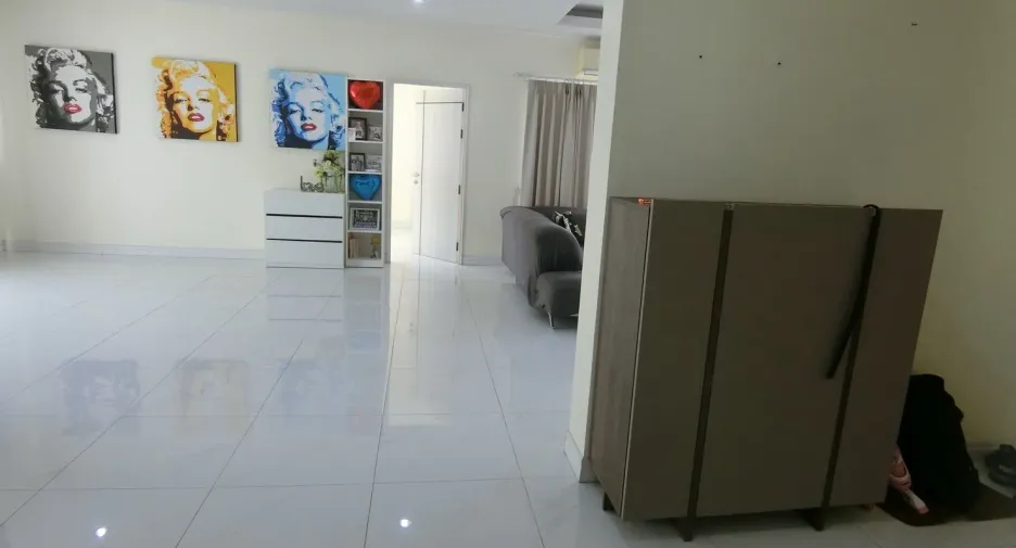 For sale 4 bedrooms house in Bang Lamung, Chonburi