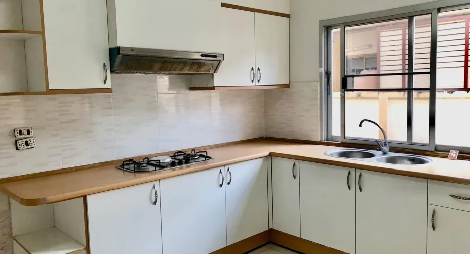 For rent 4 bedrooms house in Hang Dong, Chiang Mai