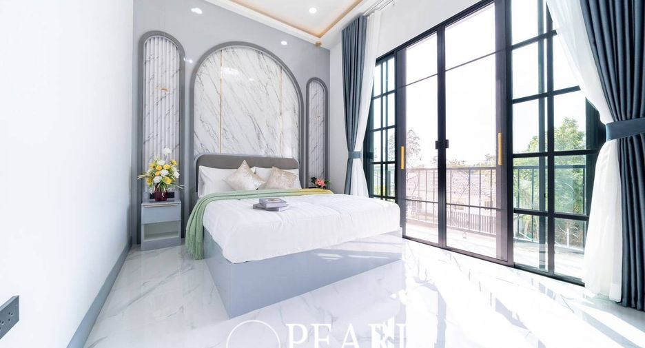 Casa en venta de 4 habitaciones en East Pattaya, Pattaya
