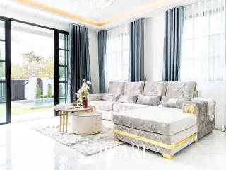 Casa en venta de 4 habitaciones en Bang Lamung, Chonburi