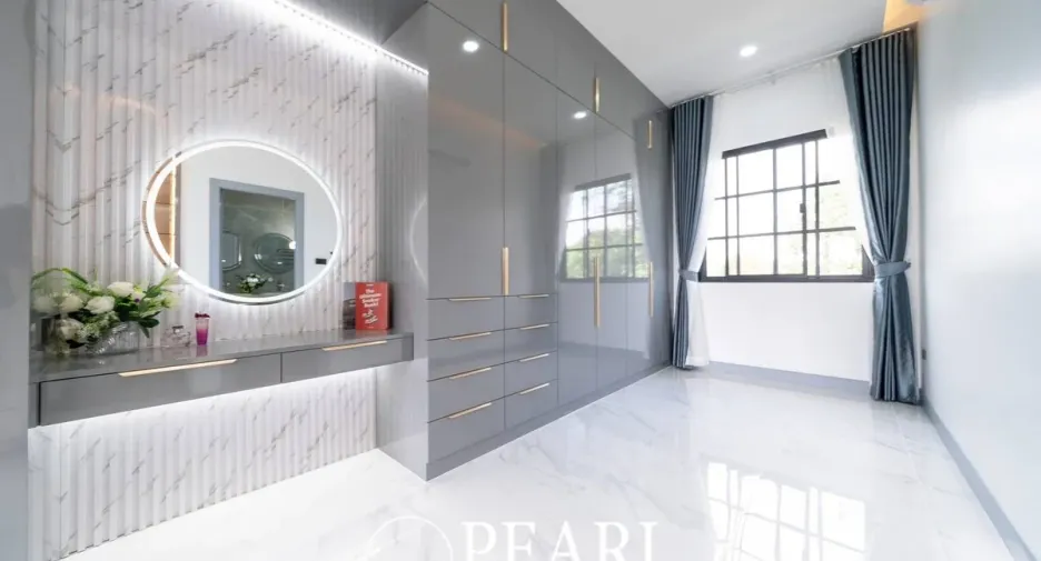 Casa en venta de 4 habitaciones en East Pattaya, Pattaya