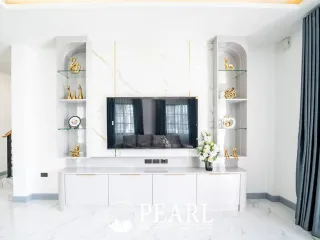 Casa en venta de 4 habitaciones en Bang Lamung, Chonburi
