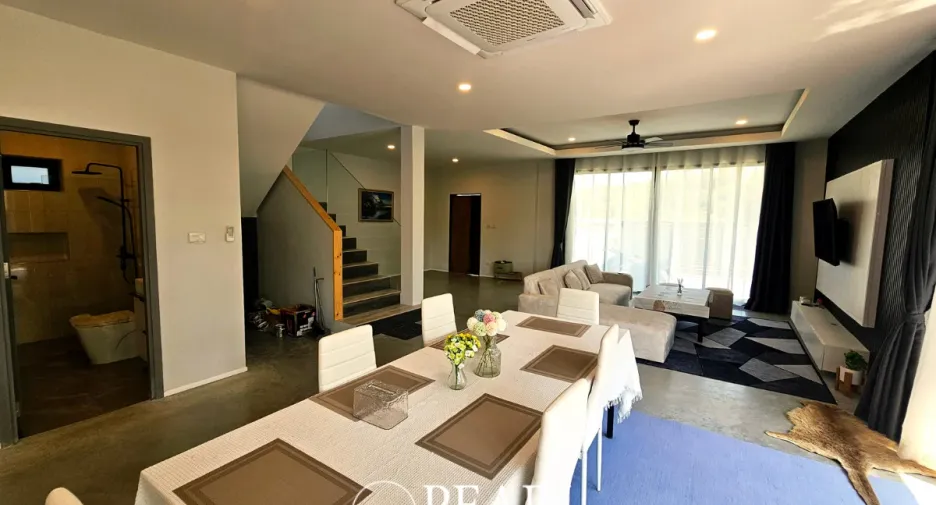 Продажа 4 спальни дом в Huay Yai, Паттайя