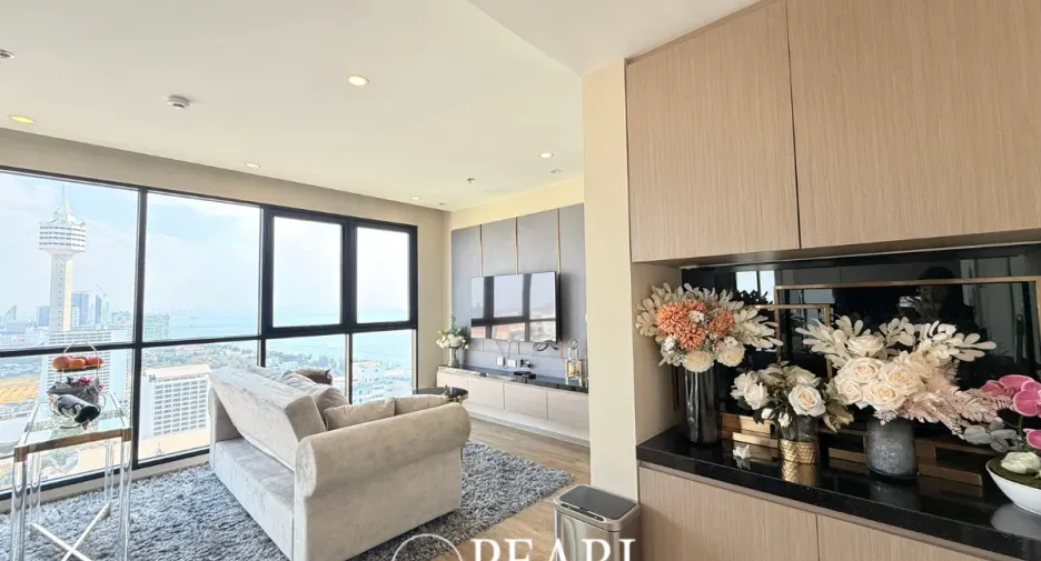 For sale 2 ベッドルーム condo in Bang Lamung, Chonburi