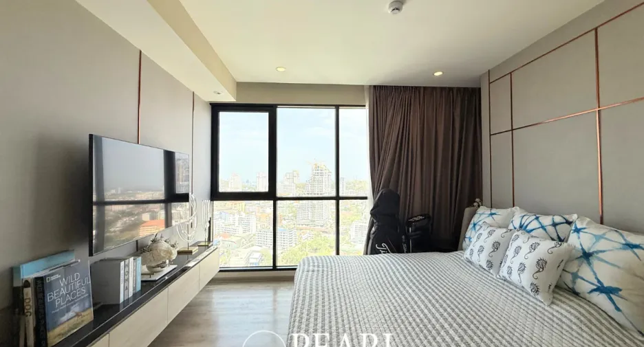 For sale 2 ベッドルーム condo in Bang Lamung, Chonburi