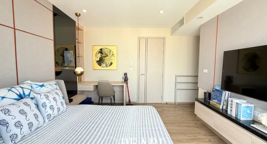 For sale 2 ベッドルーム condo in Bang Lamung, Chonburi