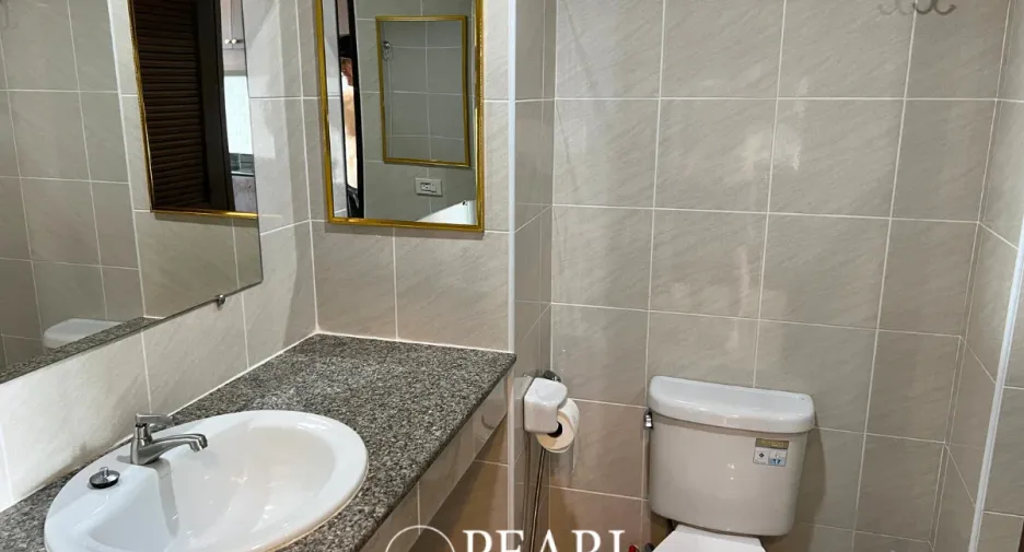 For sale 1 bed condo in Pratumnak, Pattaya