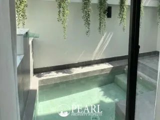 Haus zum Kauf mit 4 Zimmer in Bang Lamung, Chonburi