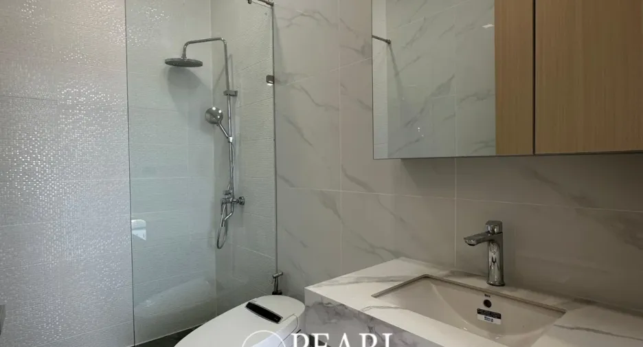 Haus zum Kauf mit 4 Zimmer in Bang Lamung, Chonburi