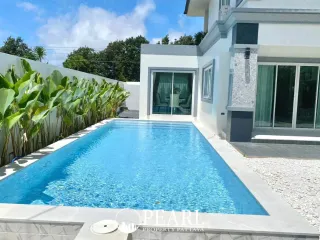 Haus zum Kauf mit 5 Zimmer in Bang Lamung, Chonburi