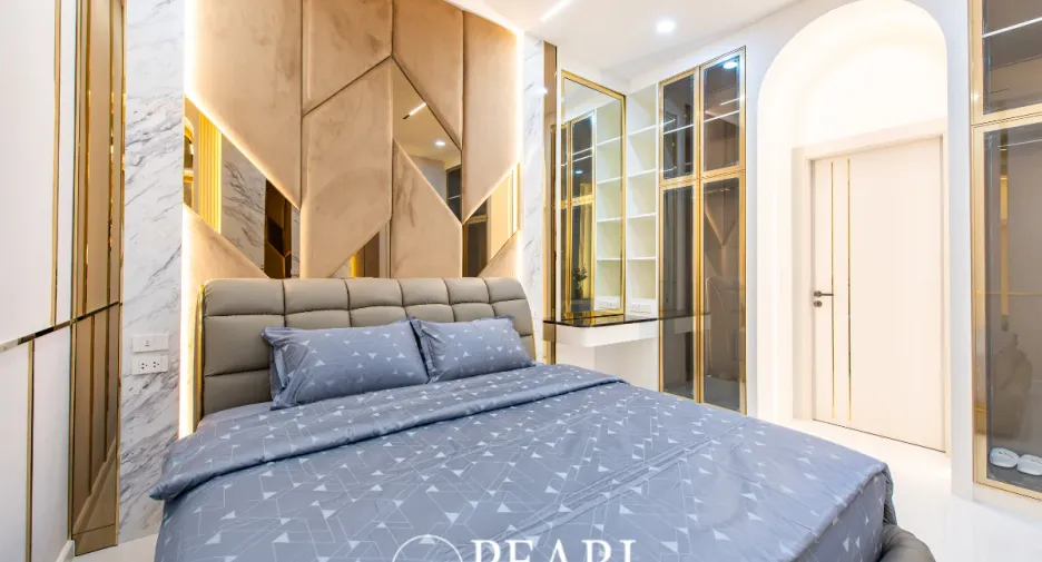 For sale 4 bedrooms house in Bang Lamung, Chonburi