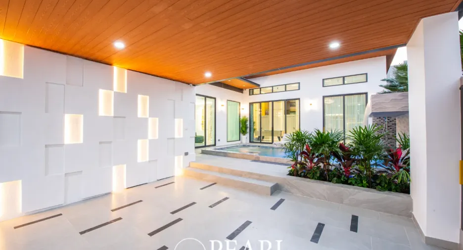 For sale 4 bedrooms house in Bang Lamung, Chonburi