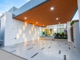 出售 4 卧室 独立屋 在 Bang Lamung, Chon Buri
