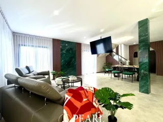 Haus zum Kauf mit 5 Zimmer in Bang Lamung, Chonburi