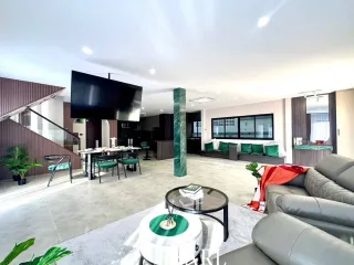 Haus zum Kauf mit 5 Zimmer in Bang Lamung, Chonburi