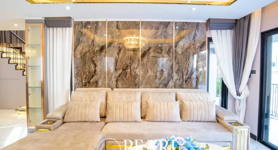 Casa en venta de 4 habitaciones en Bang Lamung, Chonburi