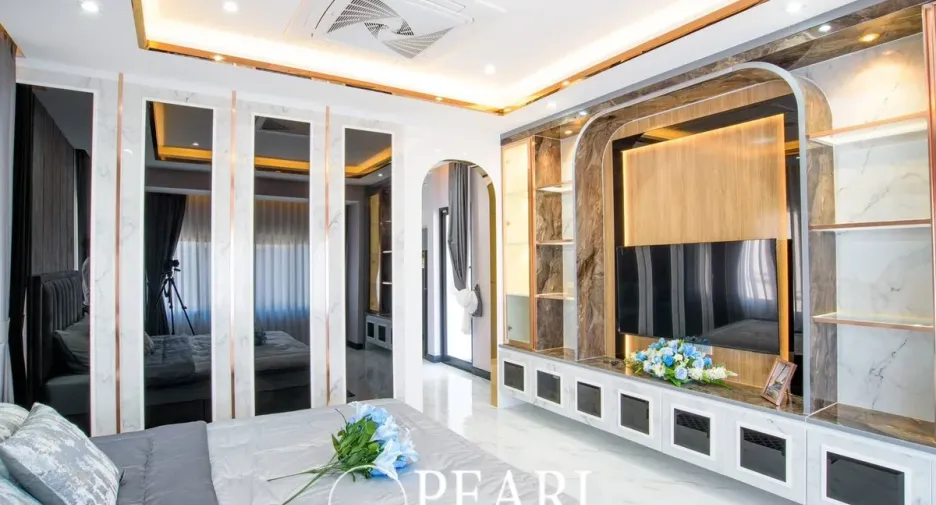 Casa en venta de 4 habitaciones en Bang Lamung, Chonburi