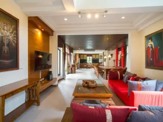 For Rent 6 Bedroom House In Bang Lamung, Chonburi