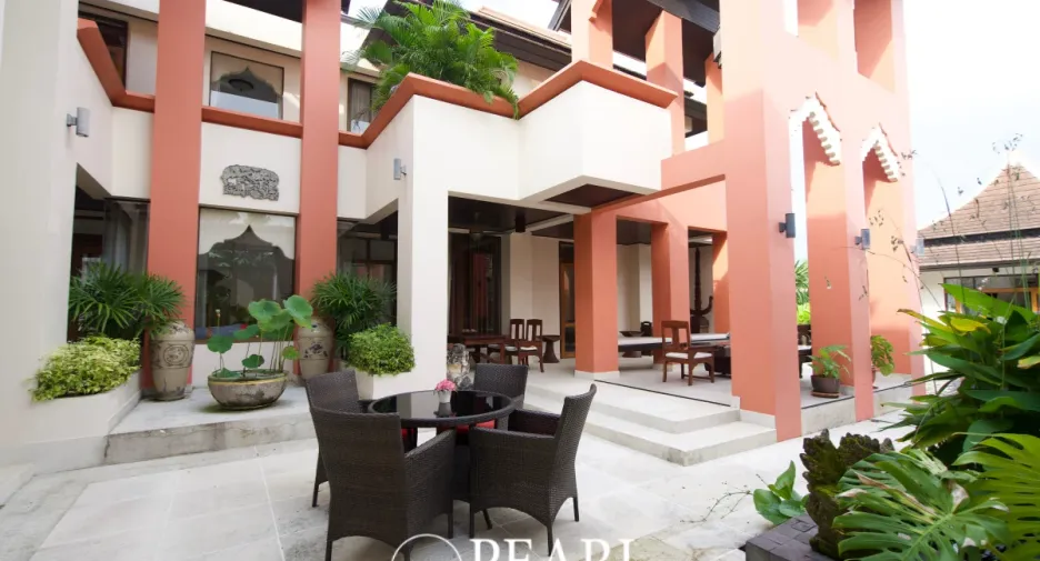 Haus zur Miete und zum Kauf mit 6 Zimmer in Bang Lamung, Chonburi