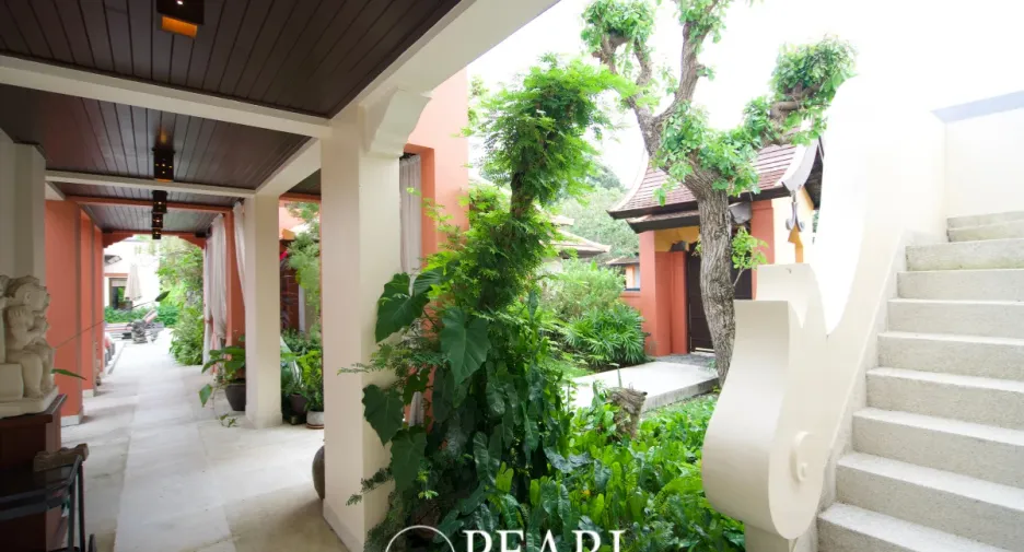 Haus zur Miete und zum Kauf mit 6 Zimmer in Bang Lamung, Chonburi