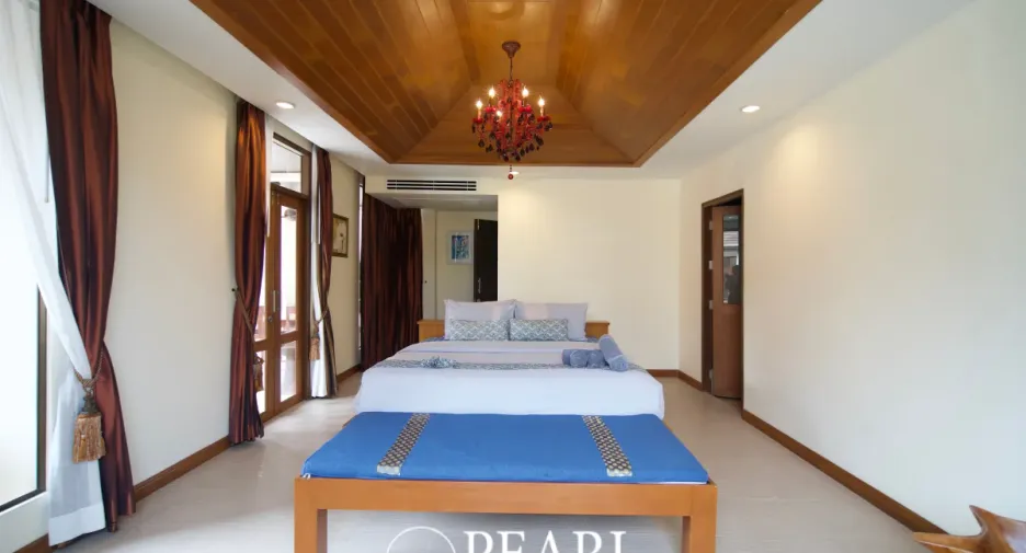Haus zur Miete und zum Kauf mit 6 Zimmer in Bang Lamung, Chonburi