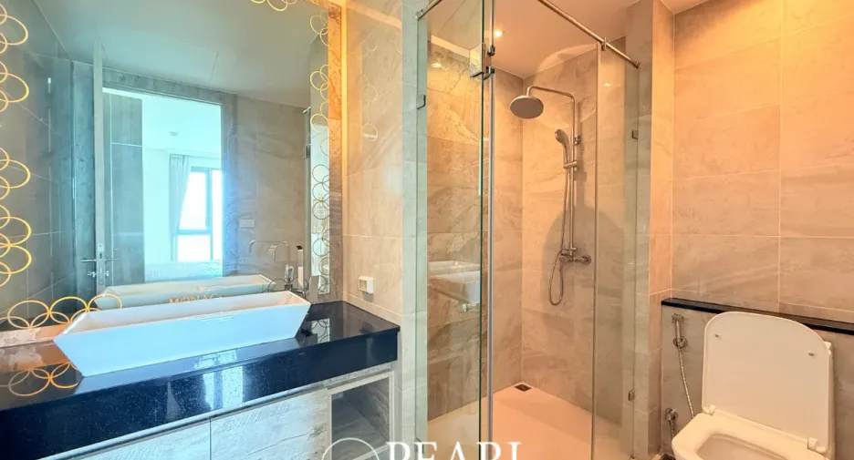 For sale 2 bedrooms condo in Bang Lamung, Chonburi